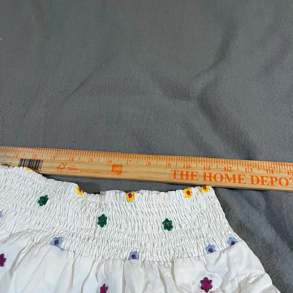 Indie Collection‎ White Ruffle Mini Skirt Medium Smocked Waist Floral Embroidery